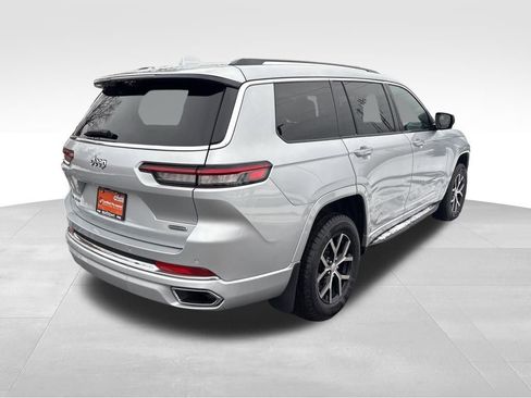 Used 2021 Jeep Grand Cherokee L Overland w/ Advanced Protech Group III image 7