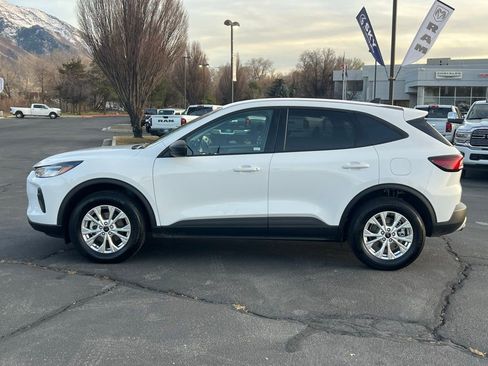 Used 2025 Ford Escape Active image 11