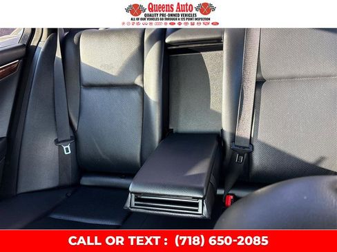 Used 2013 Mercedes-Benz C 300 Sport w/ Multimedia Pkg image 47