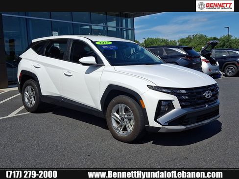 Used 2025 Hyundai Tucson SE AWD/4WD image 1