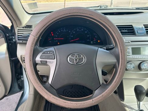 Used 2010 Toyota Camry image 20
