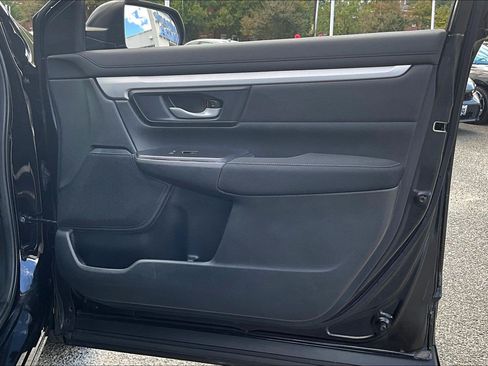 Used 2018 Honda CR-V LX image 18