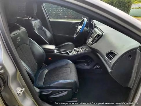 Used 2015 Chrysler 200 S FWD image 17