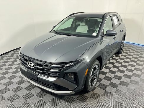 Used 2025 Hyundai Tucson SEL FWD image 7