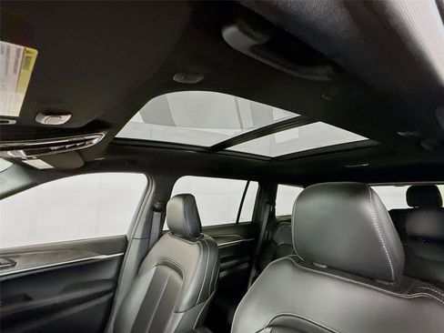New 2026 Jeep Grand Cherokee L Limited AWD/4WD image 17