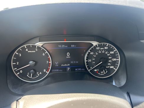 Used 2024 Nissan Altima 2.5 SV image 21