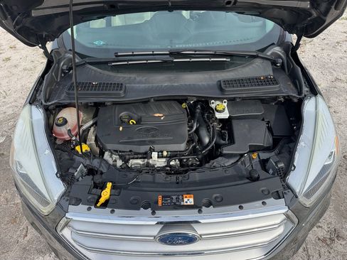 Used 2017 Ford Escape Titanium image 29