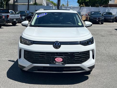 Used 2026 Volkswagen Tiguan SE AWD/4WD image 6