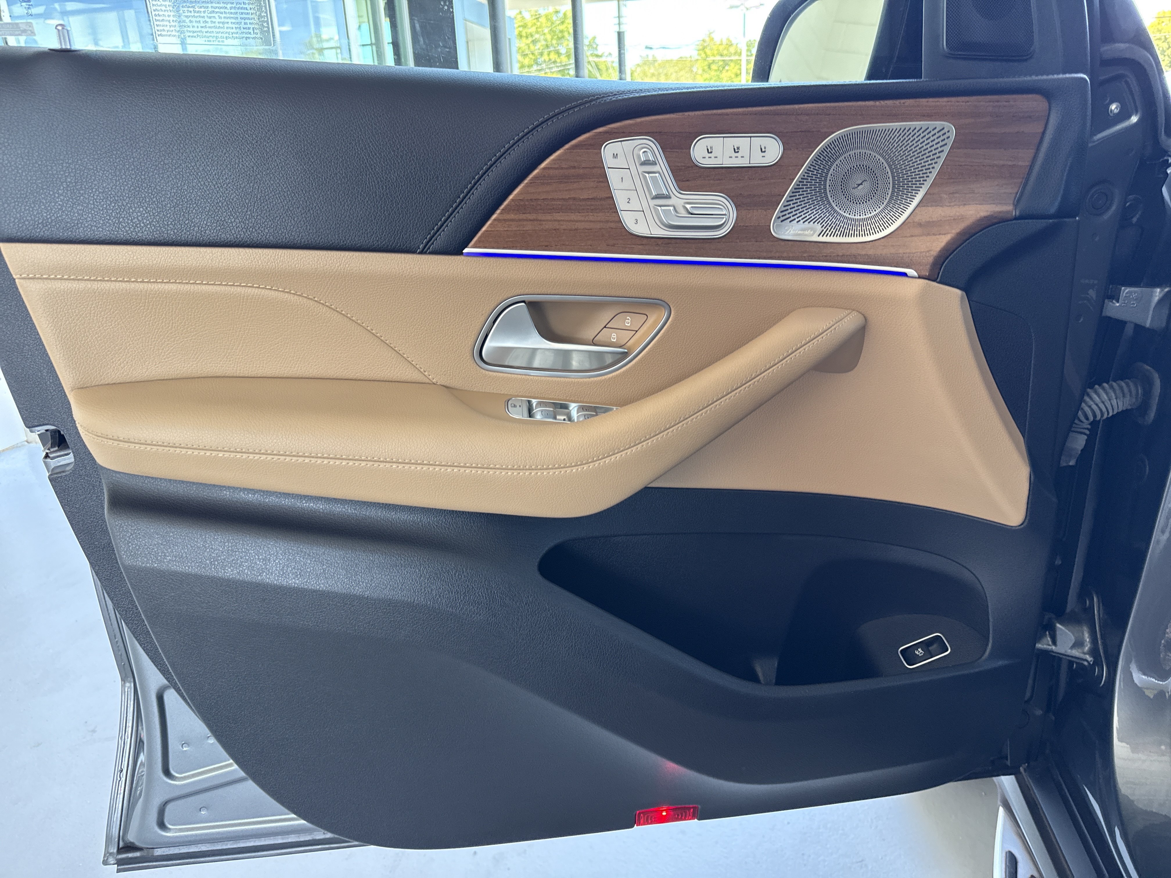 Certified 2024 Mercedes-Benz GLS 450 4MATIC image 19