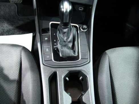 Used 2019 Volkswagen Jetta S image 21