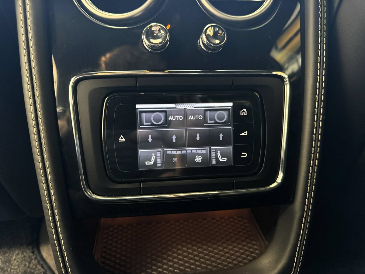 Used 2014 Bentley Flying Spur W12 AWD/4WD image 59