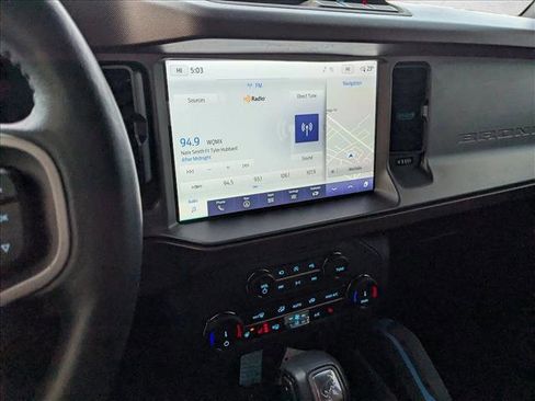 Used 2022 Ford Bronco Outer Banks image 16