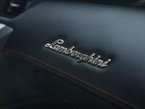 Used 2013 Lamborghini Aventador LP 700-4 image 33