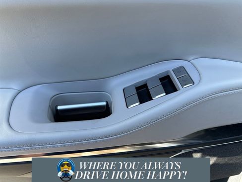 New 2025 Lincoln Navigator Reserve image 11