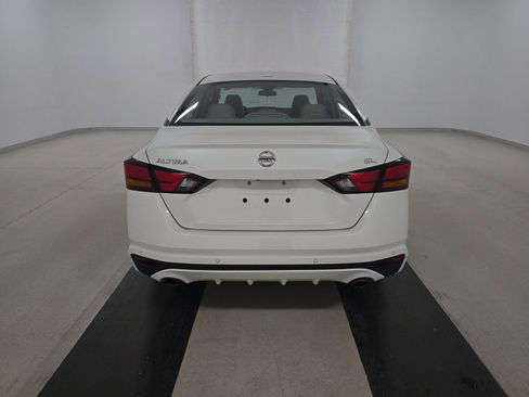 Used 2021 Nissan Altima 2.5 SL image 6