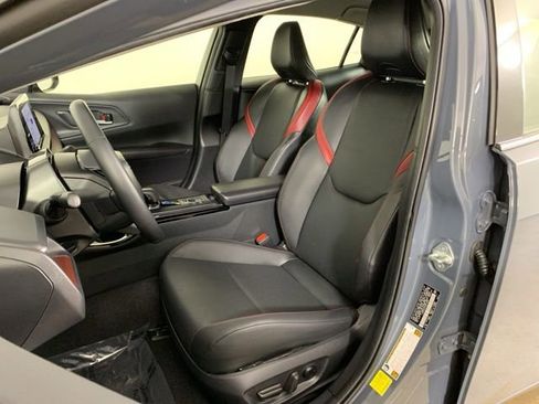 Used 2024 Toyota Prius Prime image 28