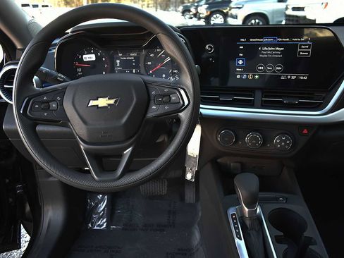 New 2026 Chevrolet Trax LS w/ LS Convenience Package image 12