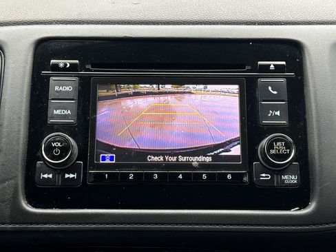 Used 2022 Honda HR-V LX image 25