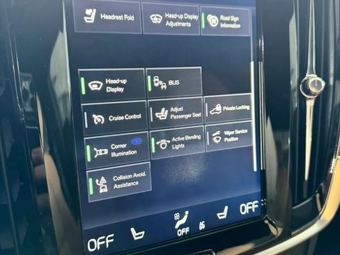 Used 2017 Volvo S90 T6 Inscription w/ Vision Package image 37