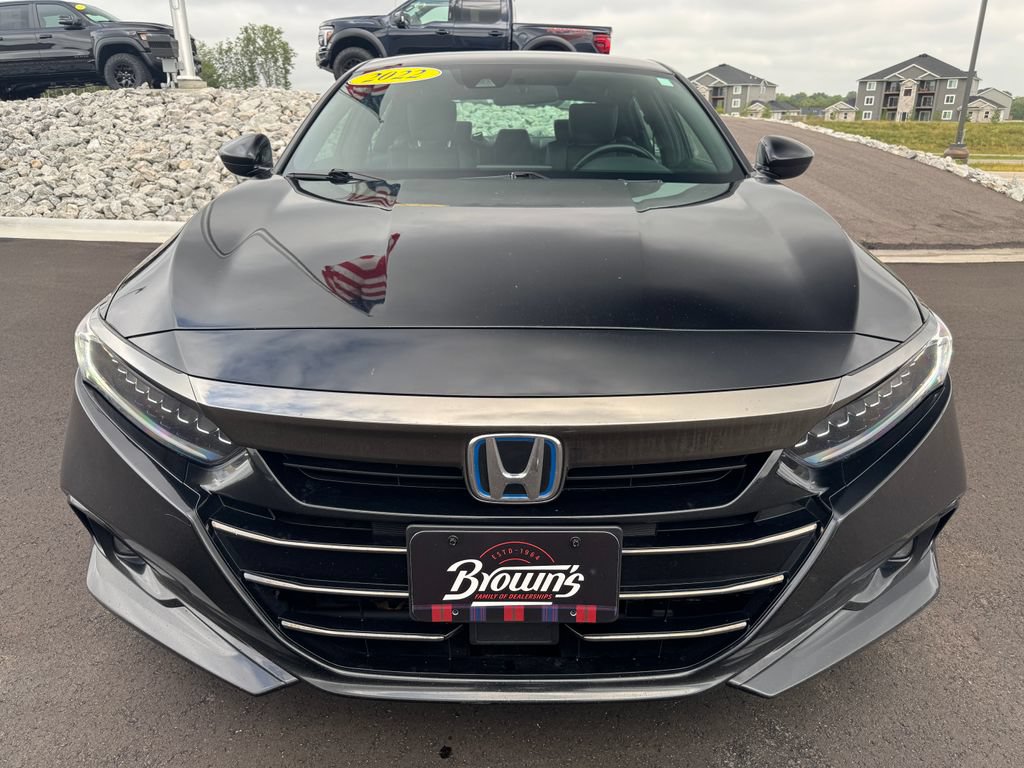 Used 2022 Honda Accord Sport image 2