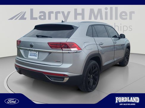 Used 2021 Volkswagen Atlas Cross Sport SE AWD/4WD image 5