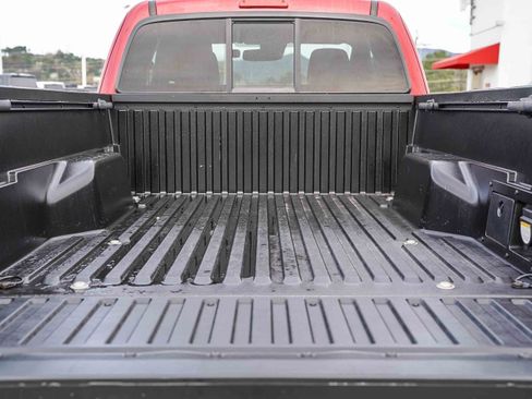 Certified 2022 Toyota Tacoma TRD Sport image 24