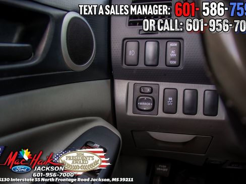 Used 2013 Toyota Tacoma PreRunner w/ TRD Sport Pkg image 19