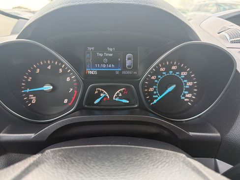 Used 2016 Ford Escape SE image 17