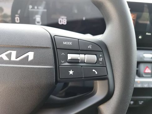 New 2026 Kia K4 FWD image 29