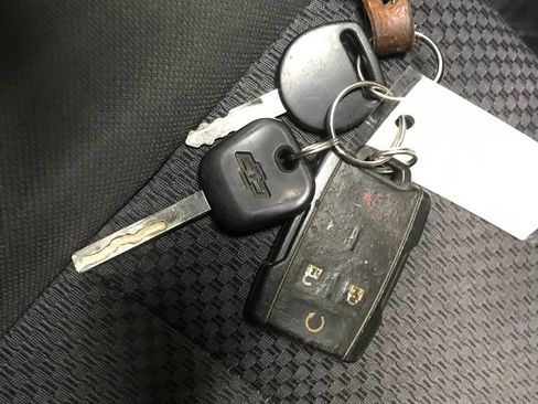 Used 2018 Chevrolet Silverado 1500 LT w/ All Star Edition image 43