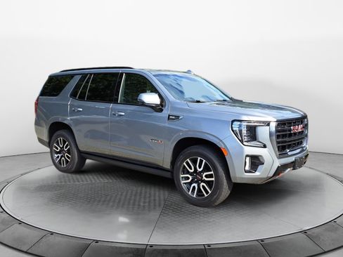 Used 2023 GMC Yukon AT4 w/ Technology Package AWD/4WD image 1