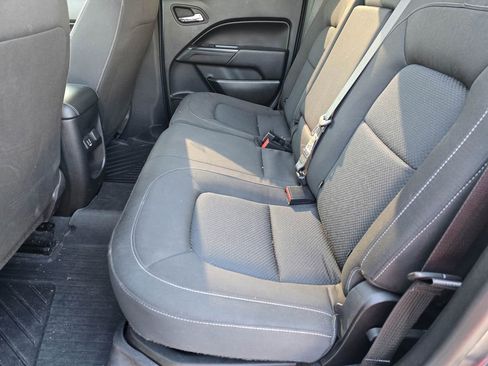 Used 2019 Chevrolet Colorado LT w/ LT Convenience Package RWD image 13