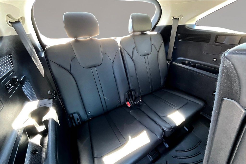 Used 2023 Kia Sorento S w/ Panoramic Sunroof Package AWD/4WD image 23