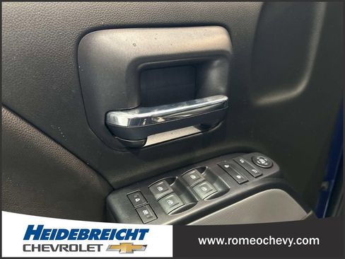 Used 2018 Chevrolet Silverado 1500 LT w/ All Star Edition AWD/4WD image 11