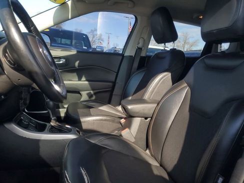 Used 2018 Jeep Compass Latitude w/ Popular Equipment Group image 12