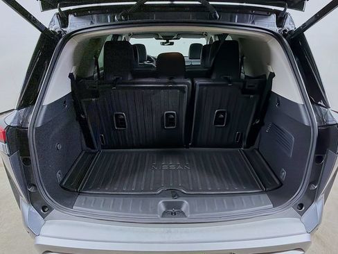 Used 2025 Nissan Pathfinder Platinum w/ Cargo Package AWD/4WD image 24
