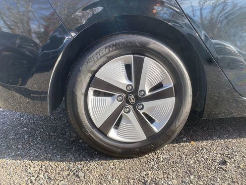 Used 2020 Hyundai Ioniq Blue image 30