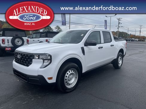 New 2025 Ford Maverick XL image 1