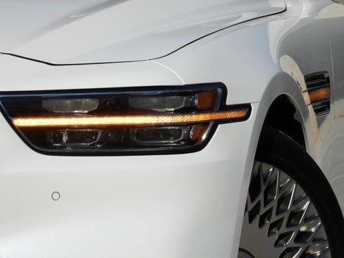 Used 2020 Genesis G90 3.3T Premium image 3