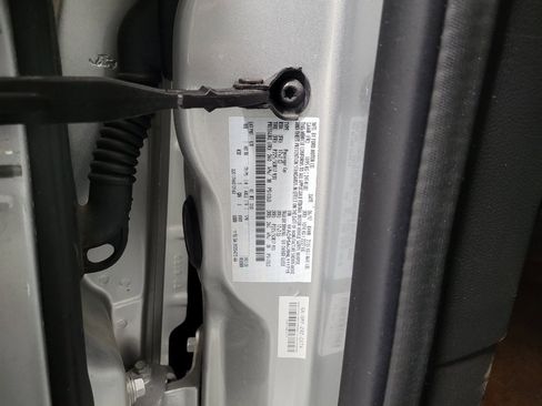 Used 2017 Ford C-MAX SE image 33