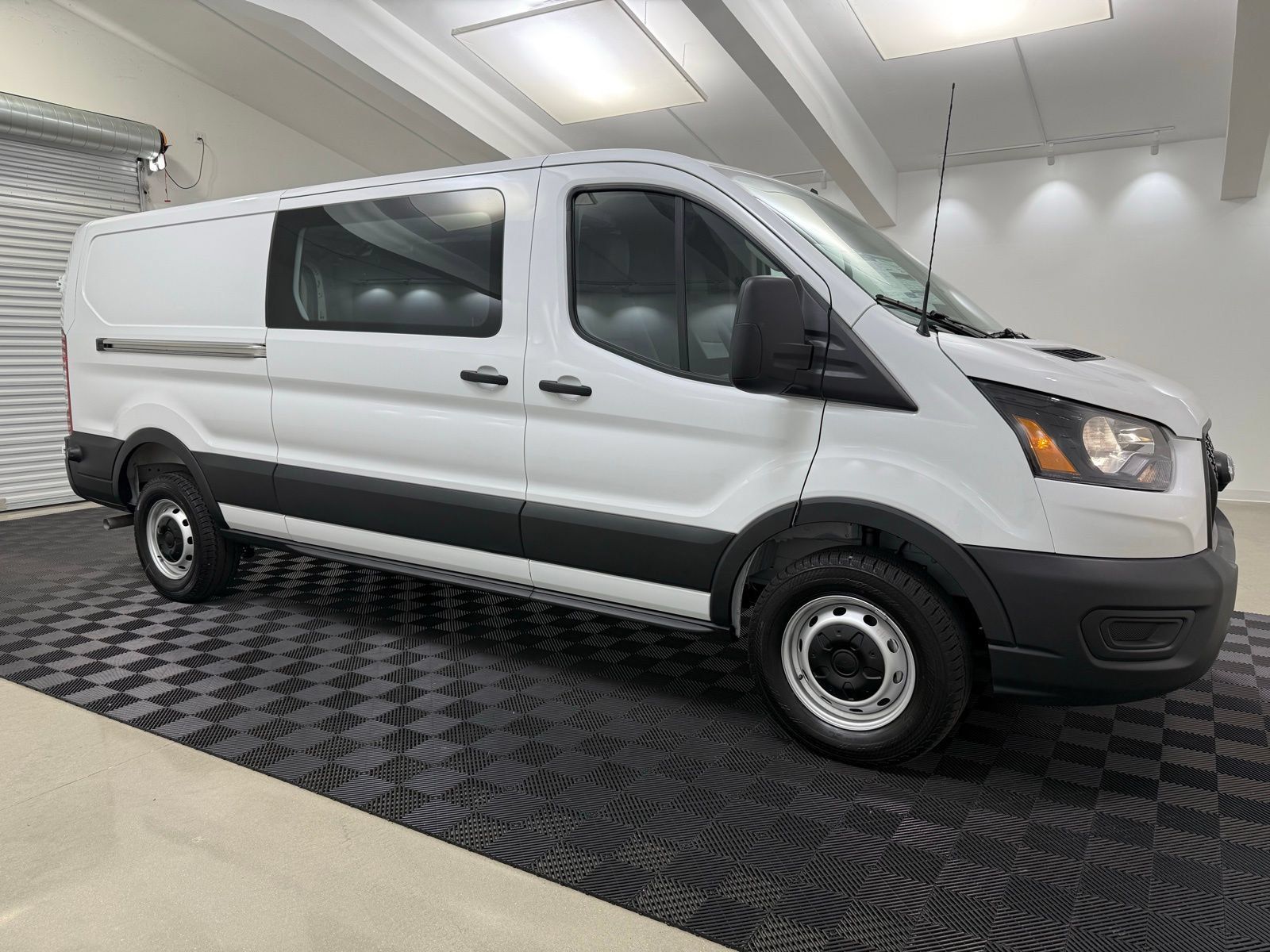 Used 2025 Ford Transit 250 Low Roof w/ Load Area Protection Package RWD image 1