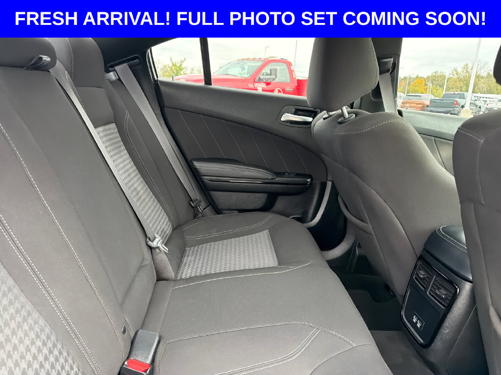 Used 2023 Dodge Charger SXT w/ Blacktop Package AWD/4WD image 31