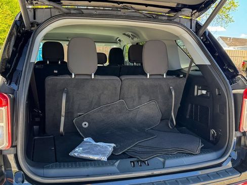 Certified 2023 Ford Explorer XLT AWD/4WD image 16