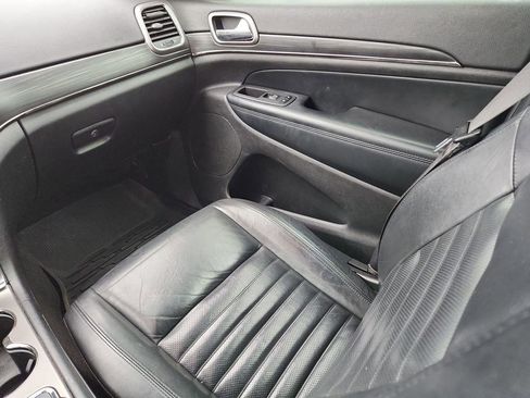 Used 2021 Jeep Grand Cherokee Limited X image 11