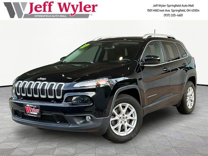 Used 2017 Jeep Cherokee Latitude w/ Cold Weather Group
