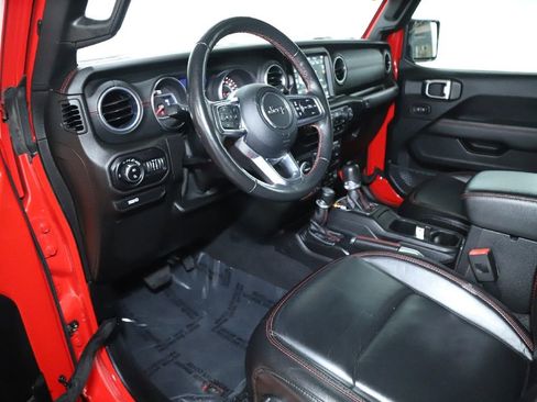 Used 2020 Jeep Gladiator Rubicon image 17