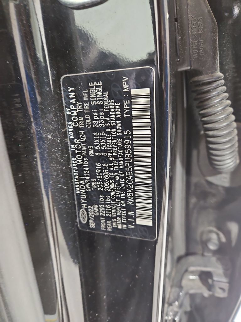 Used 2023 Hyundai Kona SE AWD/4WD image 29