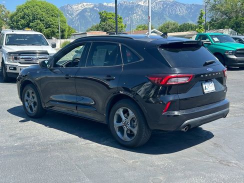 Used 2023 Ford Escape ST-Line AWD/4WD image 7