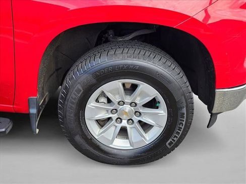 Used 2023 Chevrolet Silverado 1500 LT AWD/4WD image 9