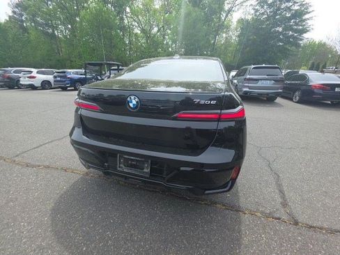 Certified 2025 BMW 750e xDrive image 16